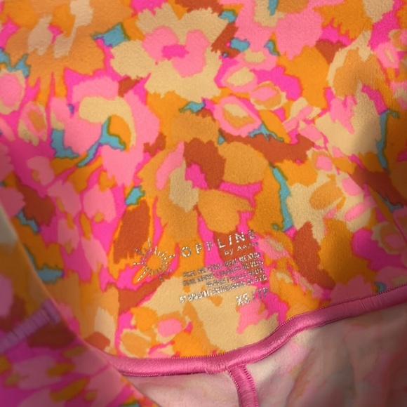 Offline by Aerie biker short - XS - Picture 3 of 3